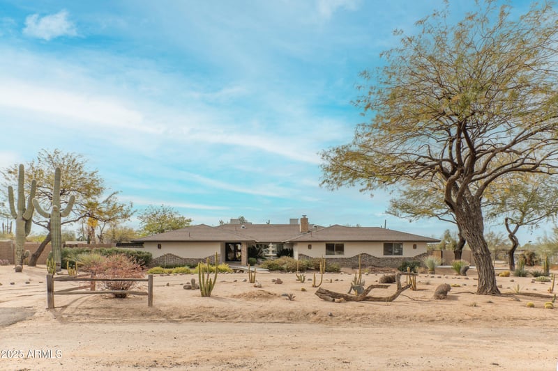 5911 Peak View Rd, Cave Creek, AZ 85331