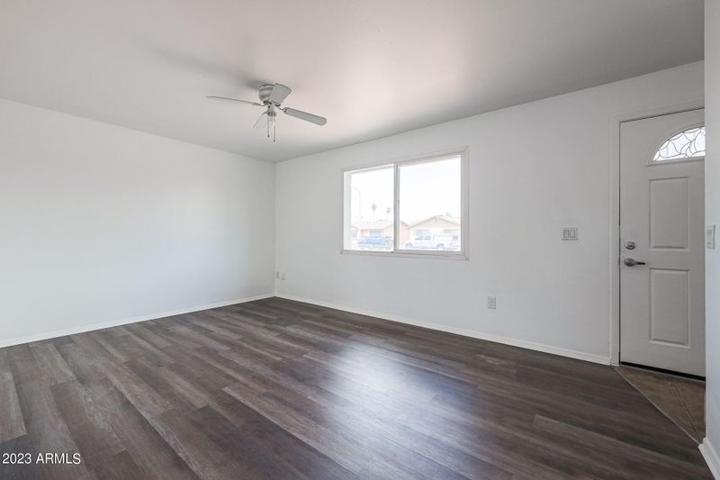 5911 W Dailey St, Glendale, AZ 85306