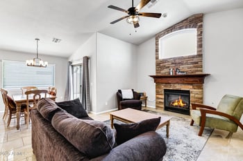 5913 78th Ave, Glendale, AZ 85303