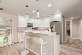 5913 Thomas Rd, Scottsdale, AZ 85251