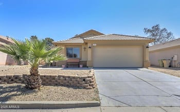 5915 68th Ave, Glendale, AZ 85303