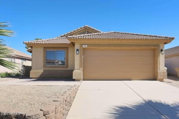 5915 68th Ave, Glendale, AZ 85303