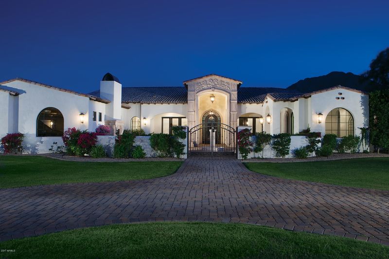 5915 E Redwing Rd, Paradise Valley, AZ 85253