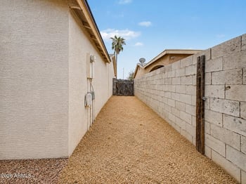 5916 Monte Vista Rd, Phoenix, AZ 85035