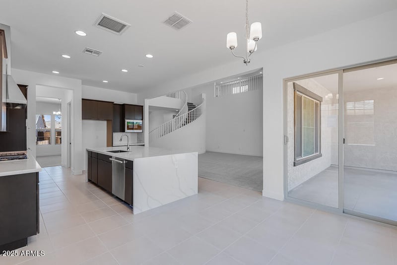 5917 83rd Ln, Glendale, AZ 85305