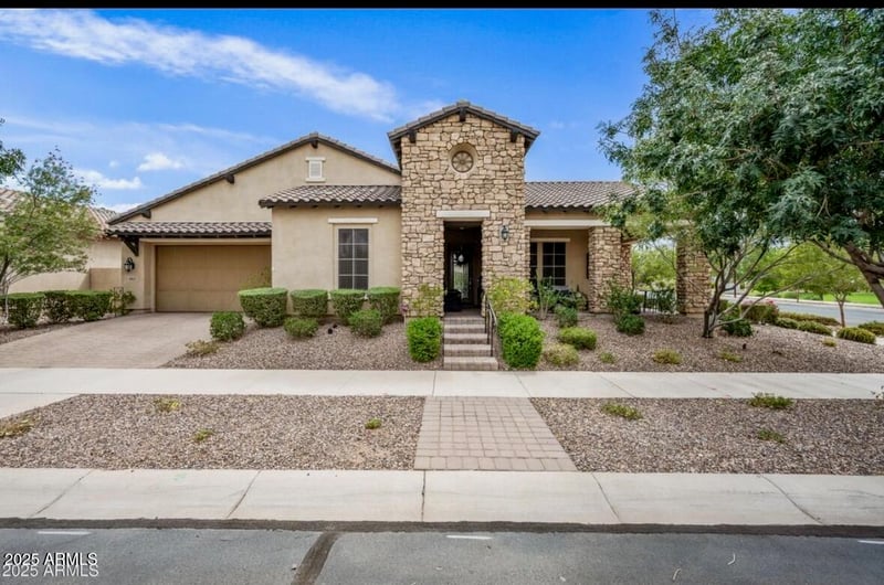 5917 Crowley St, Mesa, AZ 85212