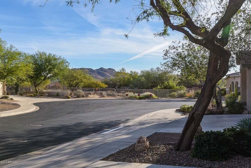 5917 W Fetlock Trl, Phoenix, AZ 85083