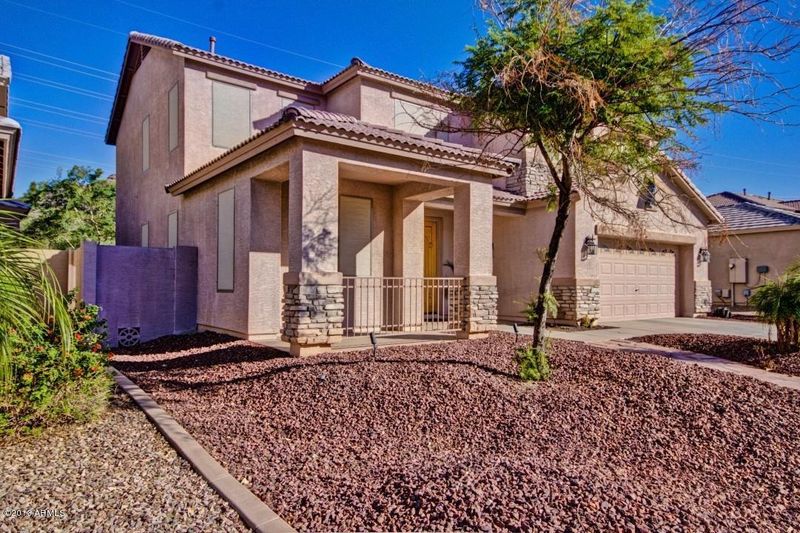 5918 W Questa Dr, Glendale, AZ 85310