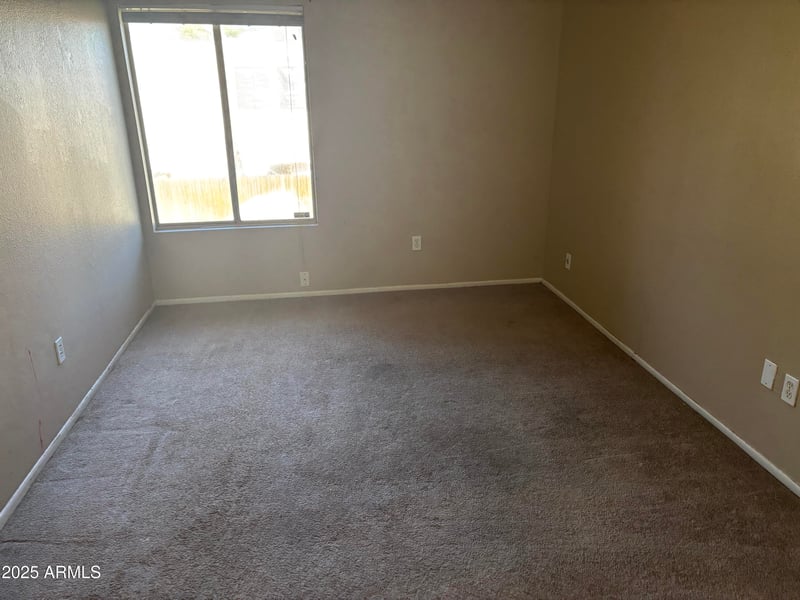 5919 Golden Ln, Glendale, AZ 85302