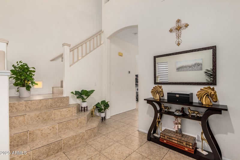 5919 Sack Dr, Glendale, AZ 85308