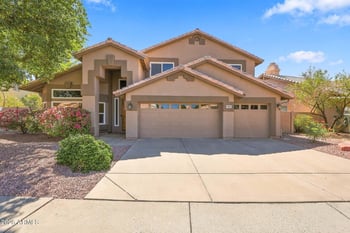 5921 W Louise Dr, Glendale, AZ 85310