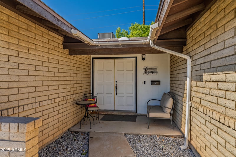 5924 Jentilly Ln, Tempe, AZ 85283