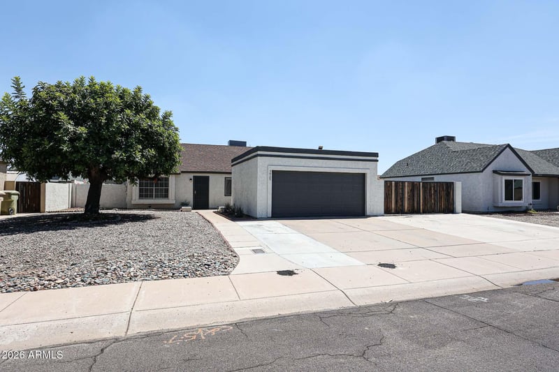 5925 W Crocus Dr, Glendale, AZ 85306
