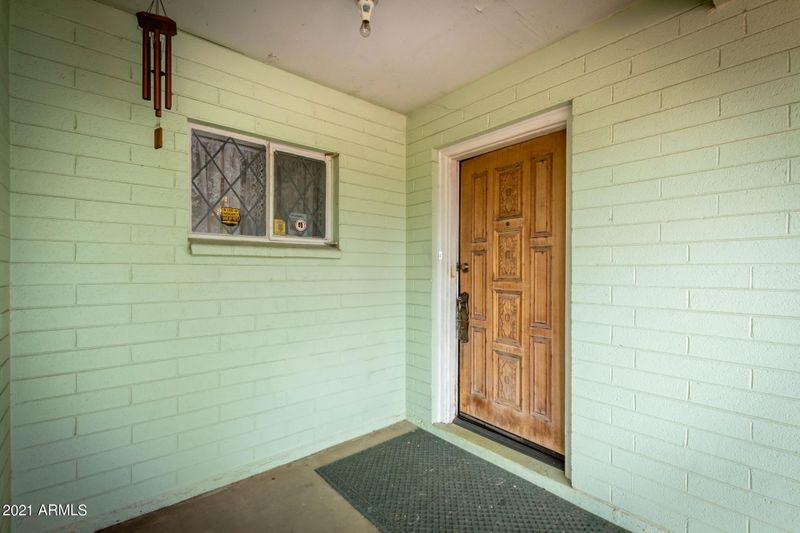 5925 W Medlock Dr, Glendale, AZ 85301
