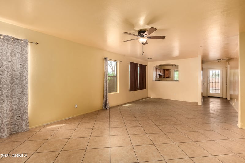 5926 16th Dr, Phoenix, AZ 85041