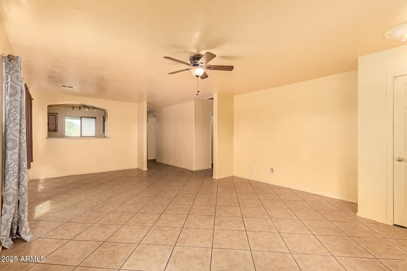 5926 16th Dr, Phoenix, AZ 85041