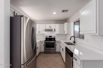 5926 16th Dr, Phoenix, AZ 85041