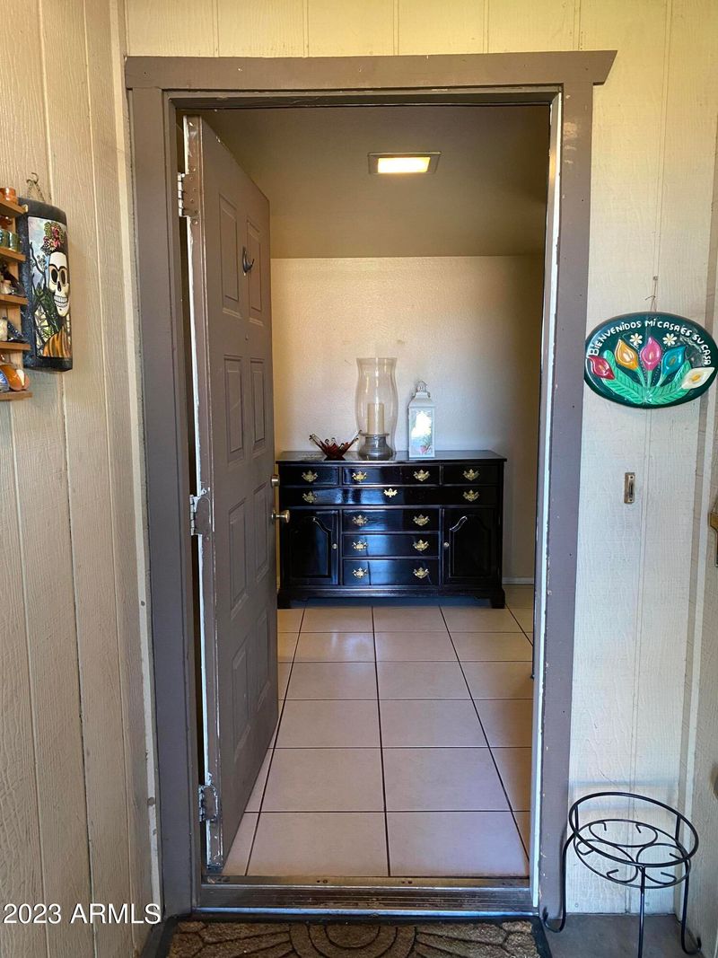 5927 W Latham St, Phoenix, AZ 85043