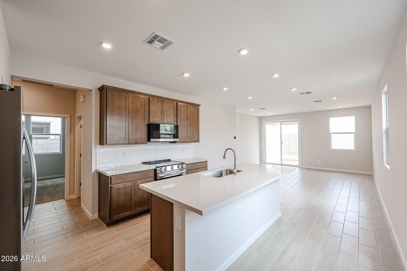 5928 E Sideoats Way, San Tan Valley, AZ 85144