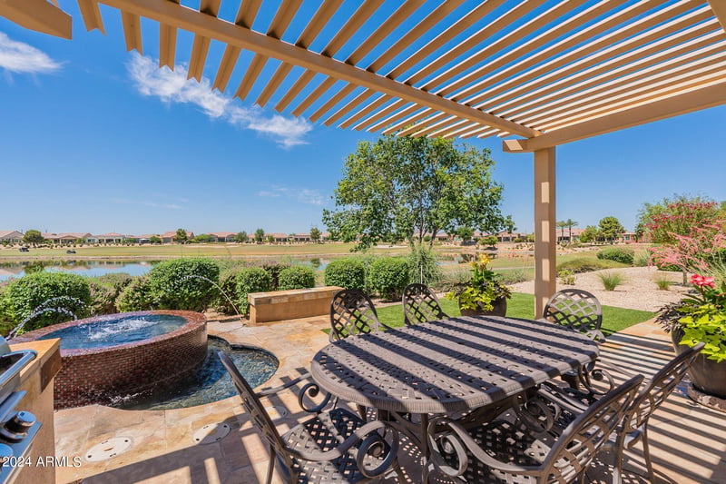 593 E Peach Tree St, Queen Creek, AZ 85140