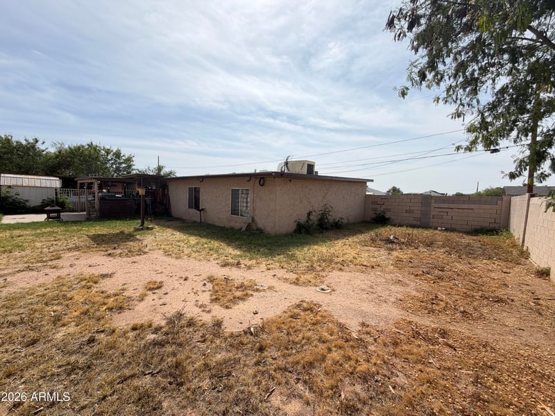 593 Ocotillo Dr, Apache Junction, AZ 85120