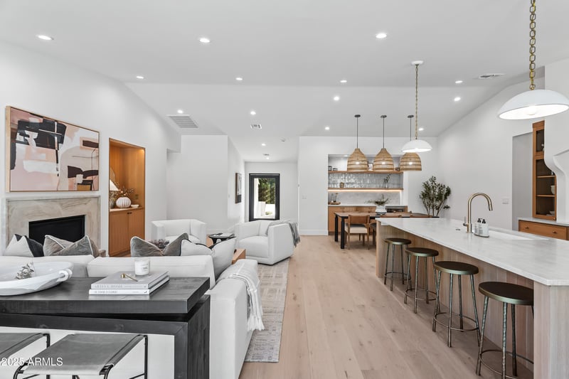 5930 Charter Oak Rd, Scottsdale, AZ 85254