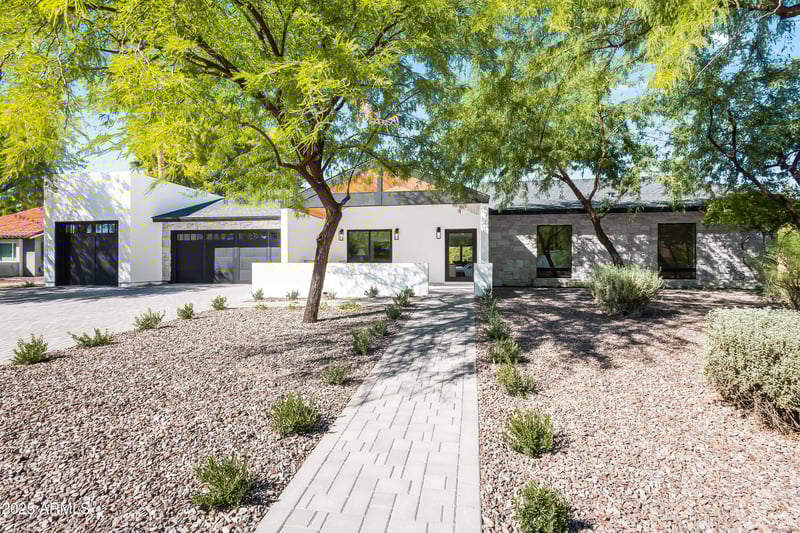 5930 Charter Oak Rd, Scottsdale, AZ 85254