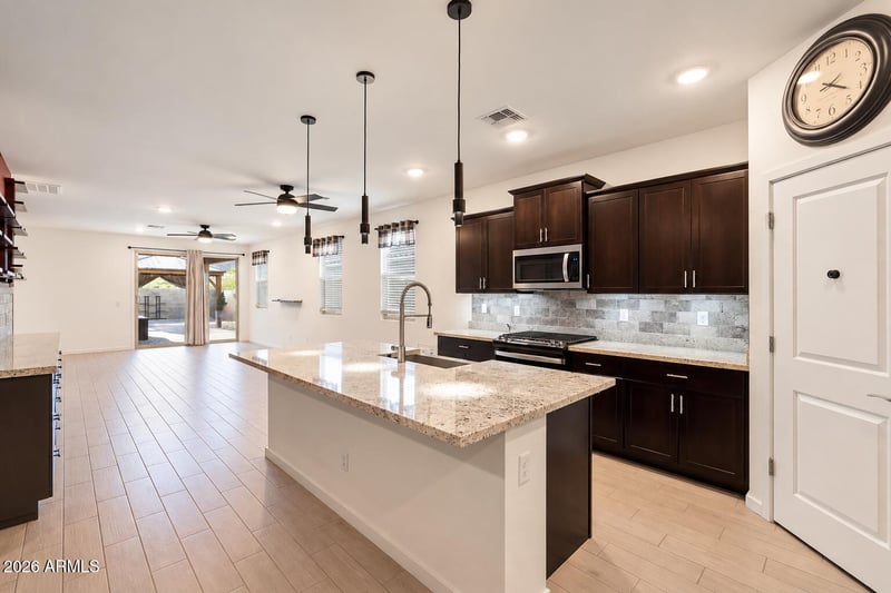 5930 N 202nd Ln, Litchfield Park, AZ 85340