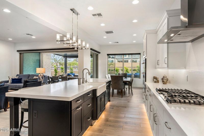 5931 E Sierra Morena St, Mesa, AZ 85215