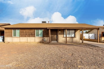 5932 Holly St, Phoenix, AZ 85035
