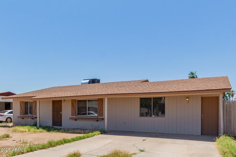 5933 Mitchell Dr, Phoenix, AZ 85033