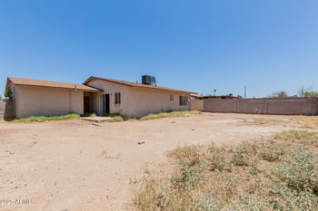 5933 Mitchell Dr, Phoenix, AZ 85033