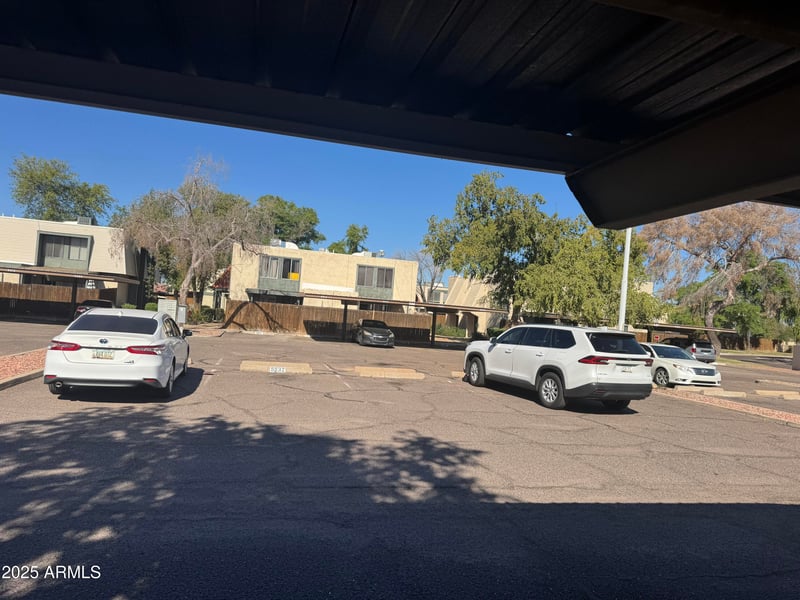 5934 Golden Ln, Glendale, AZ 85302