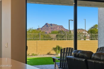 5934 Redmont Dr, Mesa, AZ 85215