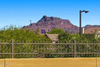 5934 Redmont Dr, Mesa, AZ 85215