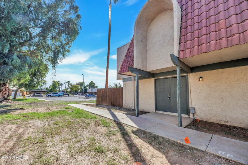 5934 Townley Ave, Glendale, AZ 85302