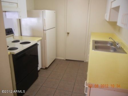 5935 N 48th Ave, Glendale, AZ 85301
