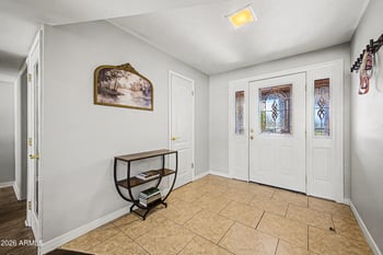 5935 Lakeshore Dr, Tempe, AZ 85283