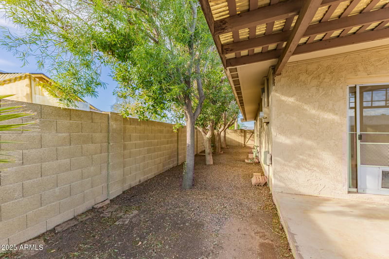 5937 Coolidge St, Phoenix, AZ 85033