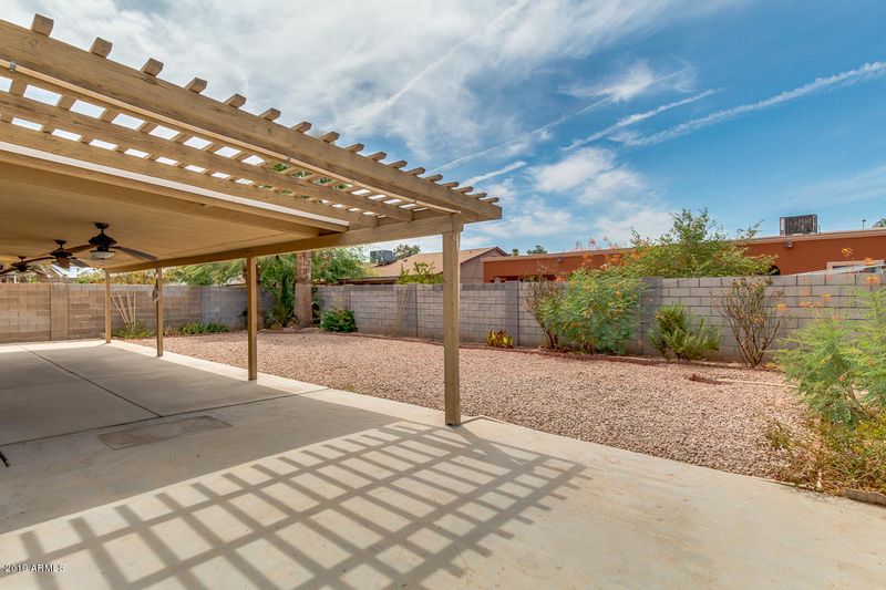 5937 W Mckinley St, Phoenix, AZ 85043