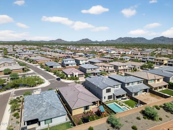 5939 E Abraham Ln, Phoenix, AZ 85054