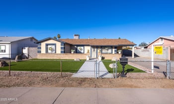 5940 Palm Ln, Phoenix, AZ 85035
