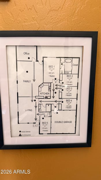 5940 Villa Theresa Dr, Glendale, AZ 85308