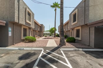 5940 Townley Ave, Glendale, AZ 85302
