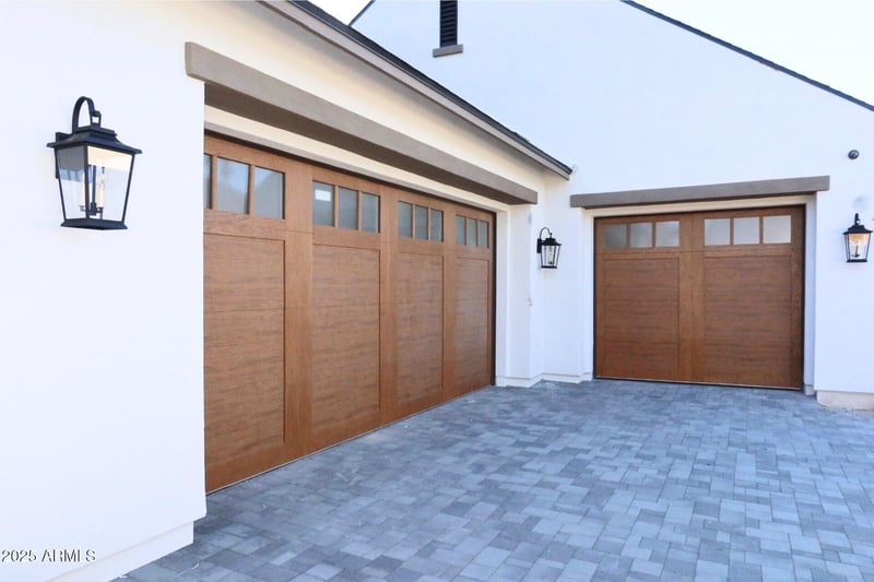 5941 Lafayette Blvd, Phoenix, AZ 85018