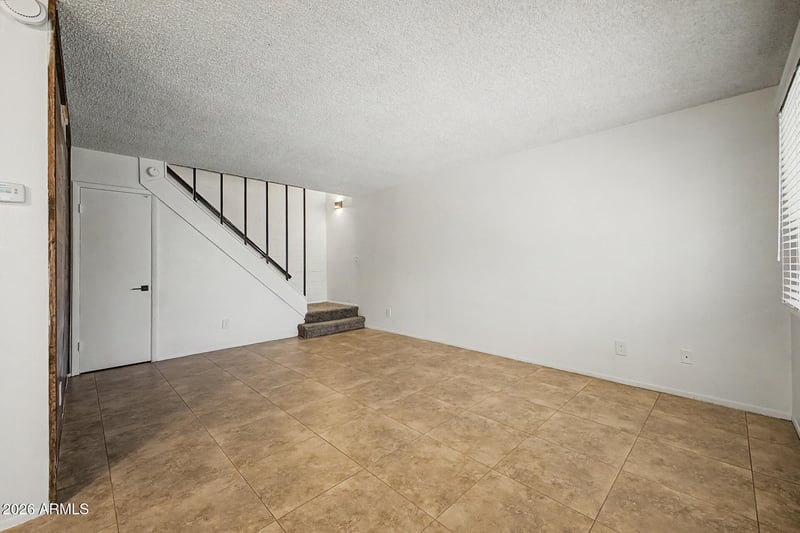 5947 N 48th Ave, Glendale, AZ 85301