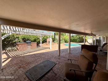 5948 E Calle Del Paisano --, Phoenix, AZ 85018