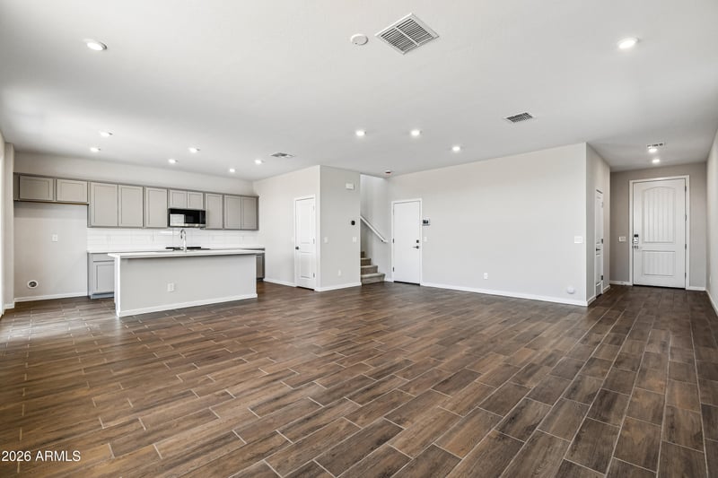 5949 Sideoats Way, San Tan Valley, AZ 85144