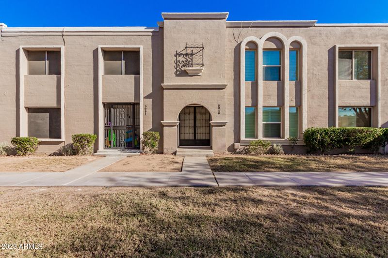 5949 E Thomas Rd, Scottsdale, AZ 85251