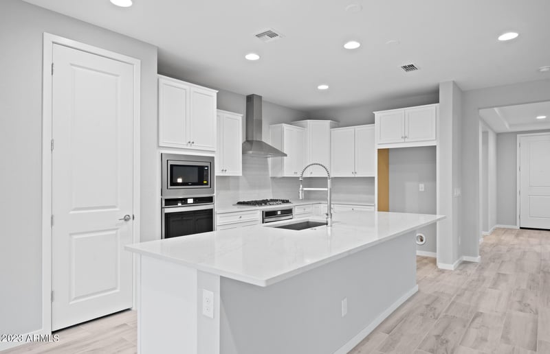 5950 E Abraham Way, Phoenix, AZ 85054